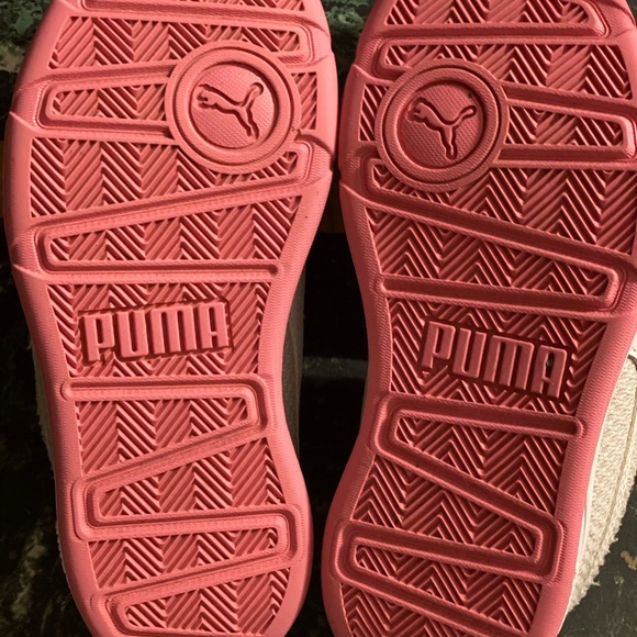 Puma little girl size 1Uk , 2C US - Picture 6 of 10